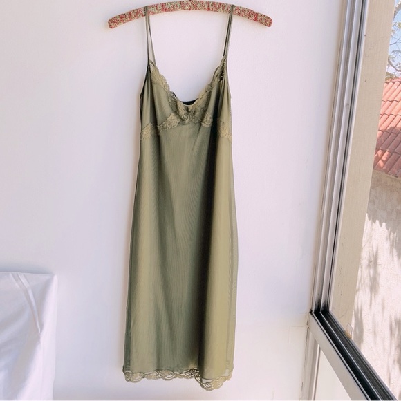 Laundry by Shelli Segal lined tulle and lace midi dress - Picture 4 of 12